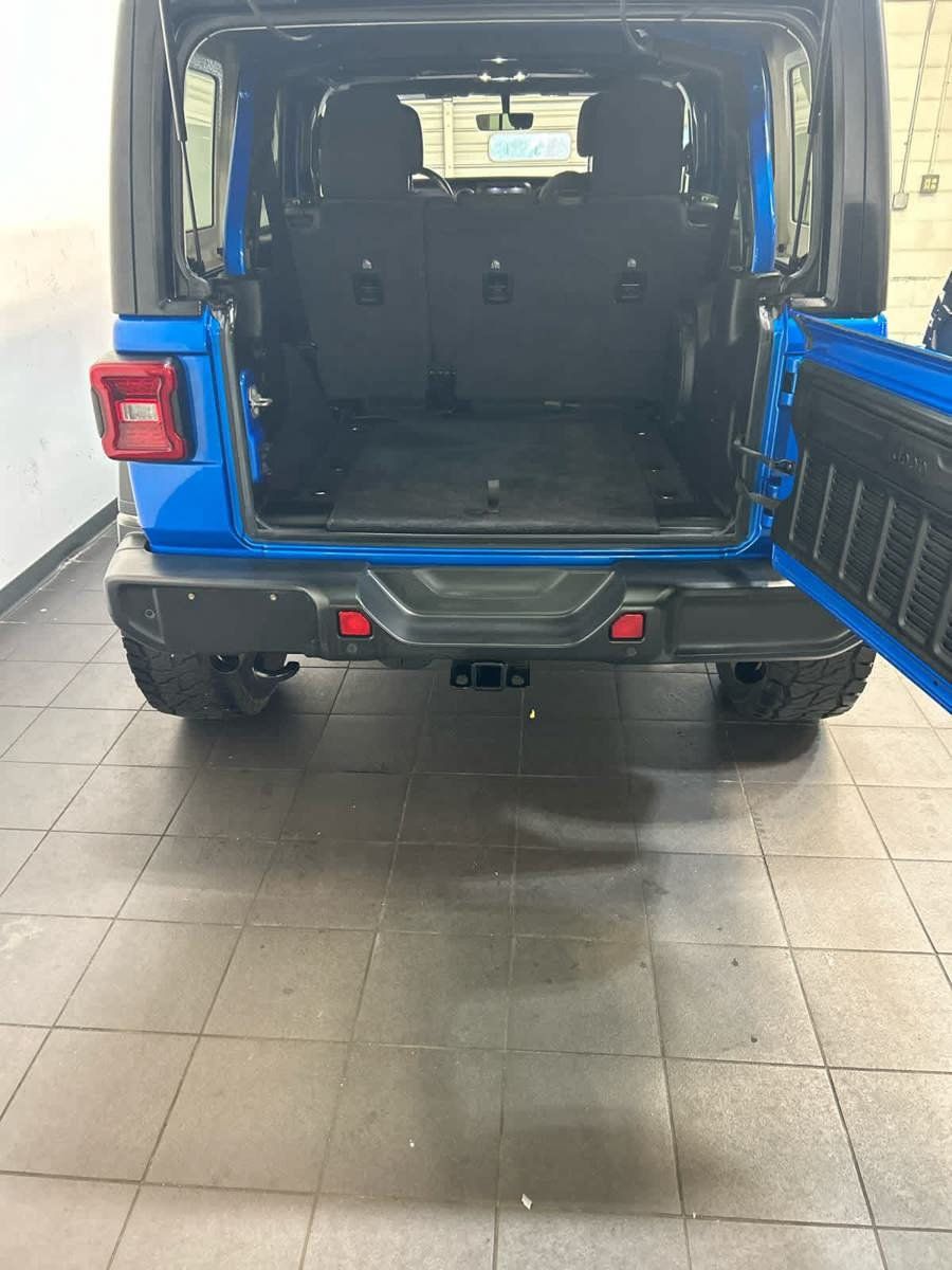 Used 2021 Jeep Wrangler Unlimited Sport AWD/4WD image 10