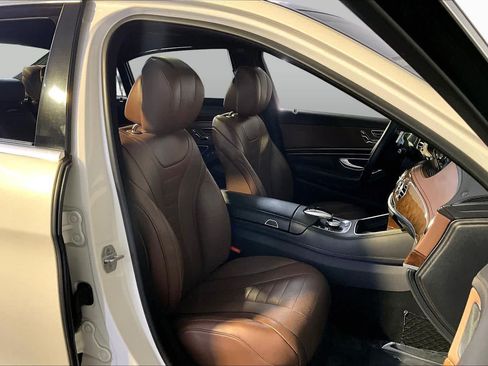 Used 2017 Mercedes-Benz S 550 4MATIC Sedan image 8