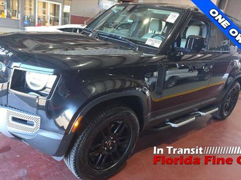 Used 2022 Land Rover Defender 110 S image 2