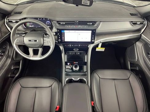 New 2026 Jeep Grand Cherokee Limited image 9