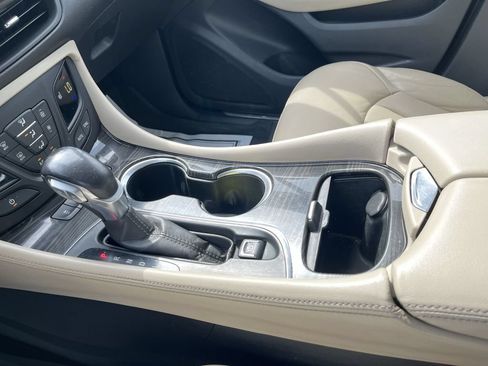 Used 2020 Buick Envision Essence w/ Experience Buick Package AWD/4WD image 21