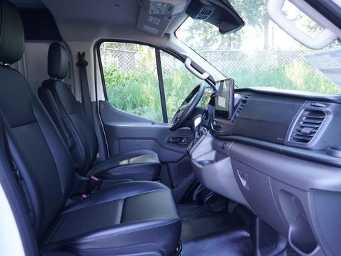New 2026 Ford Transit 150 Low Roof RWD image 7
