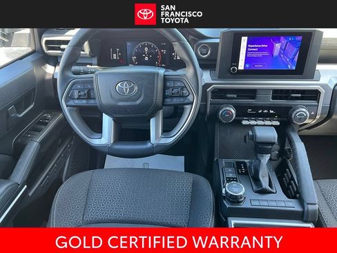 Certified 2026 Toyota 4Runner SR5 AWD/4WD image 30