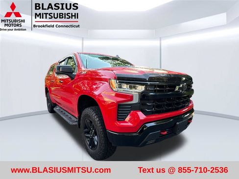 Used 2022 Chevrolet Silverado 1500 LT Trail Boss w/ Protection Package AWD/4WD image 5