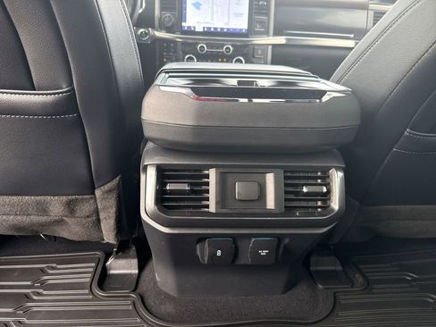 Used 2023 Ford F150 Lariat AWD/4WD image 27