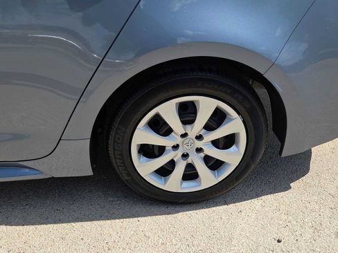 Used 2024 Toyota Corolla LE FWD image 12
