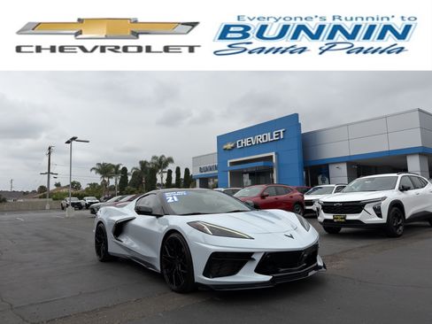 Used 2021 Chevrolet Corvette Stingray Premium Cpe w/ Z51 Performance Package RWD image 1