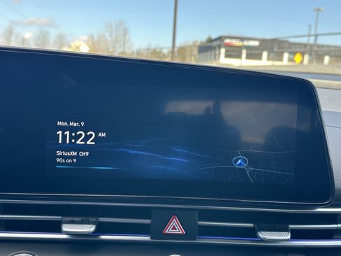 New 2026 Hyundai Elantra Limited image 28