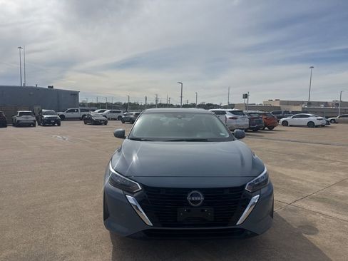 Certified 2024 Nissan Sentra SV image 4