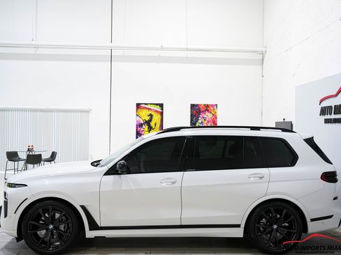 Used 2024 BMW X7 xDrive40i w/ M Sport Package image 11