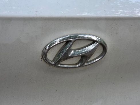 Used 2020 Hyundai Tucson SE AWD/4WD image 8
