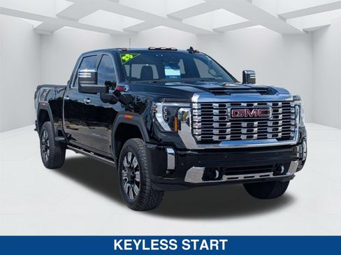 Used 2025 GMC Sierra 2500 Denali w/ Denali Reserve Package image 2