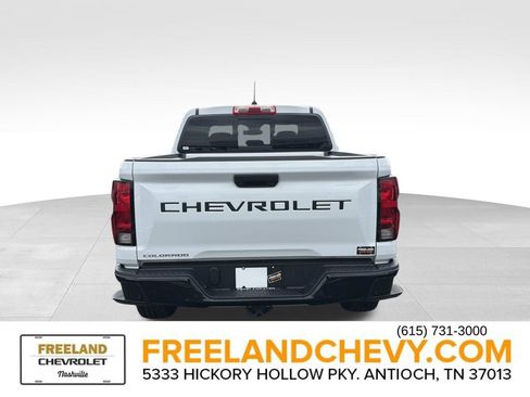 Used 2024 Chevrolet Colorado W/T w/ WT Convenience Package II RWD image 4