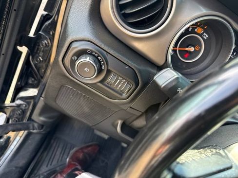 Used 2020 Jeep Wrangler Unlimited Sport S AWD/4WD image 8