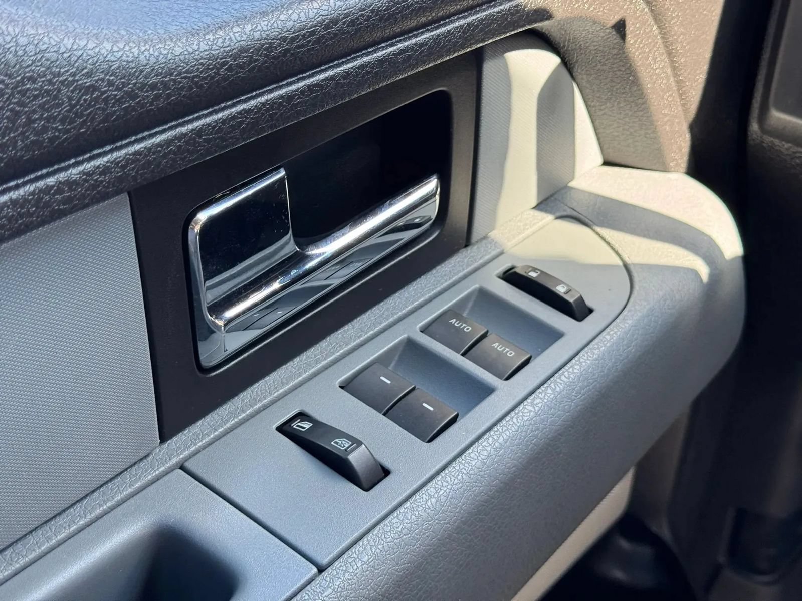 Used 2012 Ford F150 XLT w/ XLT Chrome Pkg RWD image 30