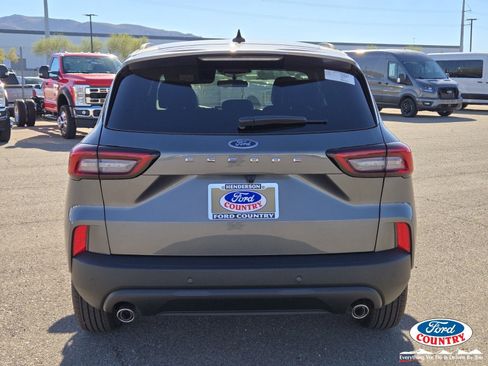 New 2026 Ford Escape ST-Line w/ Tech Pack #1 image 4