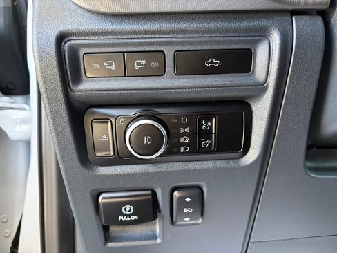 Used 2023 Ford F150 Raptor AWD/4WD image 19