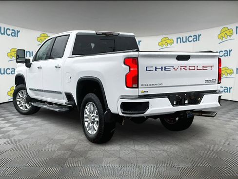 Used 2024 Chevrolet Silverado 2500 High Country w/ High Country Premium Package image 4