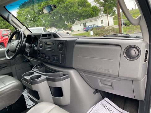 Used 2012 Ford E-350 and Econoline 350 XL RWD image 21