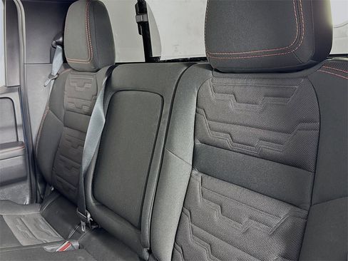 Used 2025 Nissan Frontier PRO-4X w/ Pro Convenience Package image 13