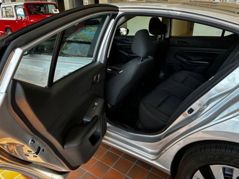 Used 2024 Nissan Altima 2.5 S image 24