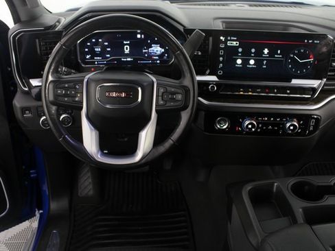 Used 2022 GMC Sierra 1500 Elevation image 10