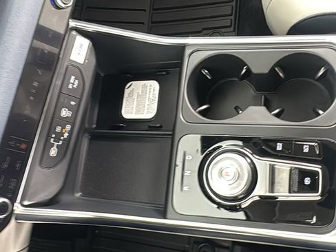 New 2026 Kia Carnival EX FWD image 30