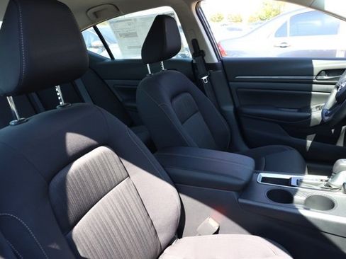 New 2025 Nissan Altima 2.5 S image 19