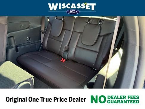 New 2026 Ford Explorer Platinum image 8