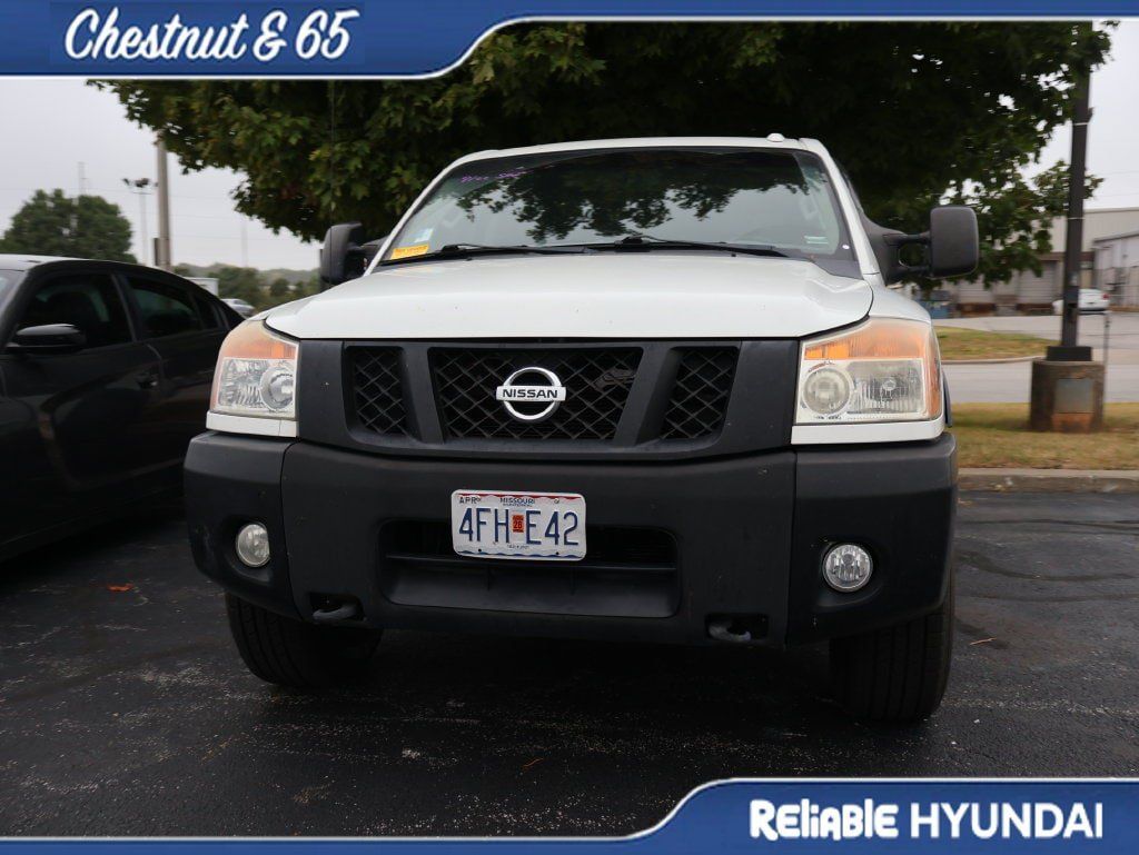 Used 2014 Nissan Titan PRO-4X w/ Pro-4x Luxury Package AWD/4WD image 7