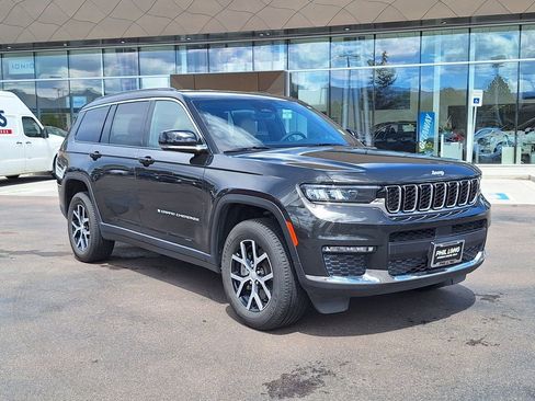 Used 2024 Jeep Grand Cherokee L Limited AWD/4WD image 1
