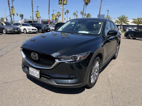 Used 2019 MAZDA CX-5 Grand Touring w/ GT Premium Package FWD image 3