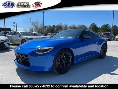 Used 2024 Nissan Z Performance w/ Floor Mat Package image 3