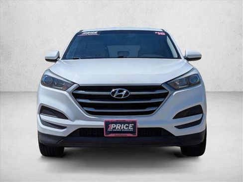 Used 2018 Hyundai Tucson SE FWD image 2