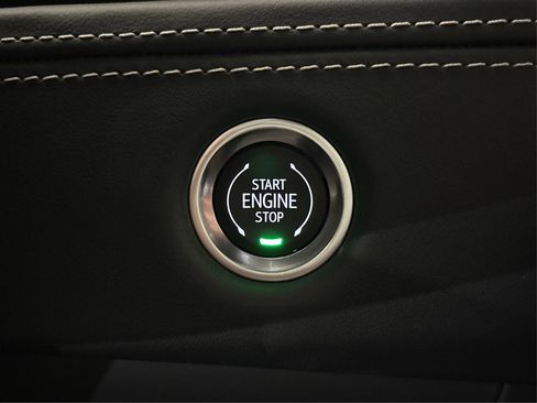 New 2025 Cadillac Escalade ESV Sport Platinum image 27