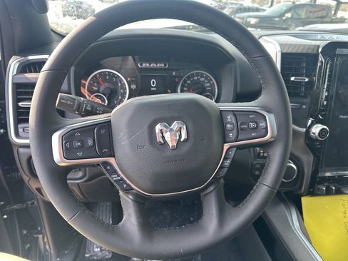 New 2026 RAM 1500 4x4 Crew Cab image 18