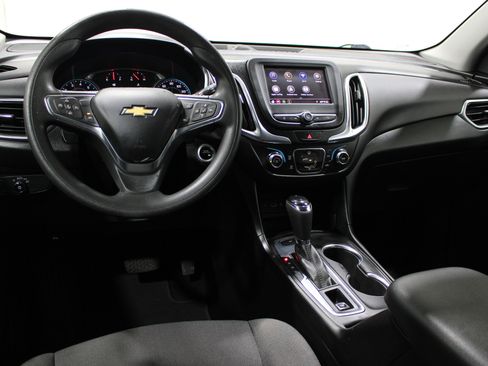 Used 2021 Chevrolet Equinox LT w/ LPO, Cargo Package AWD/4WD image 2
