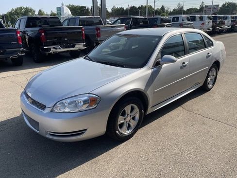Used 2014 Chevrolet Impala Limited LS image 9