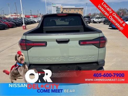 Used 2025 Hyundai Santa Cruz SEL FWD image 4