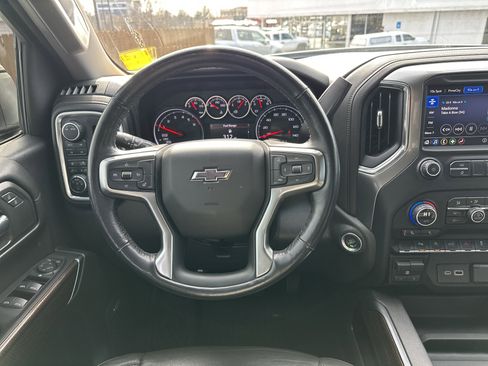 Used 2020 Chevrolet Silverado 1500 RST image 17