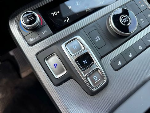 Used 2024 Hyundai Palisade Calligraphy FWD image 16