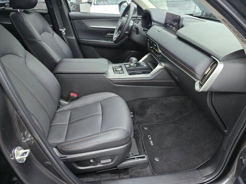 Certified 2024 MAZDA CX-90 Plug-In Hybrid w/ Preferred image 32