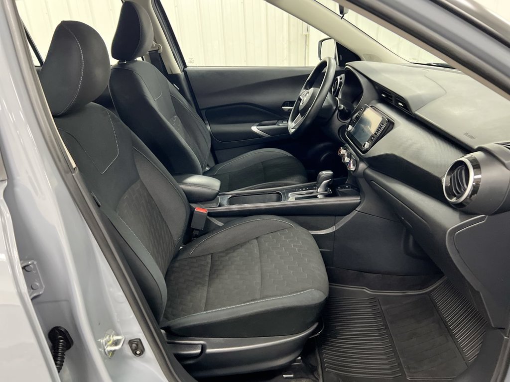Used 2023 Nissan Kicks SV FWD image 19