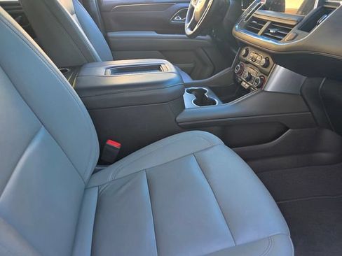 Used 2023 Chevrolet Tahoe Z71 w/ Z71 Off-Road Package AWD/4WD image 20