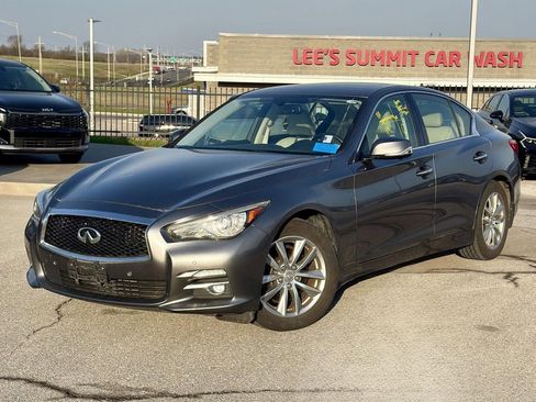 Used 2016 INFINITI Q50 Premium w/ Driver Assistance Package image 1