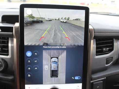 New 2025 Ford F150 Lightning Lariat image 29