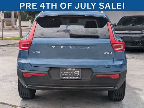 Certified 2023 Volvo XC40 B5 Plus w/ Protection Package Premier AWD/4WD image 4