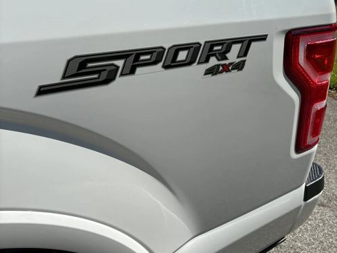 Used 2018 Ford F150 XLT w/ Equipment Group 302A Luxury AWD/4WD image 10