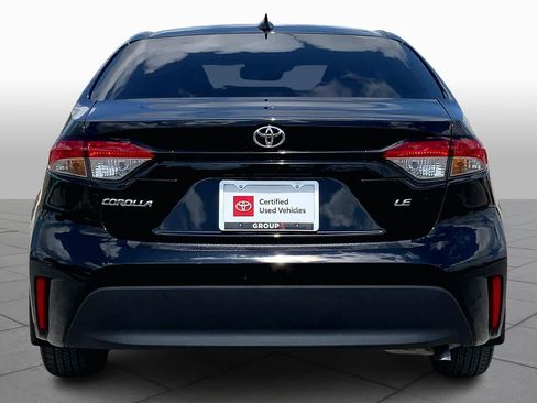 Certified 2025 Toyota Corolla LE image 5