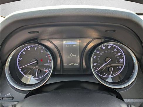 Used 2018 Toyota Camry LE image 9